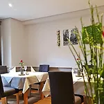 Landgasthaus & Zur Krone Dahn