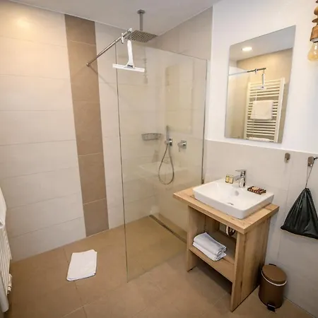 Landgasthaus & Zur Krone 酒店