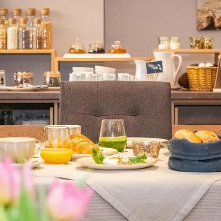 Landgasthaus & Zur Krone 3* Dahn