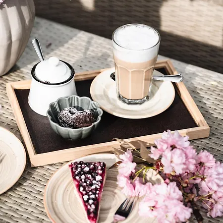 Hotel Landgasthaus & Zur Krone Dahn