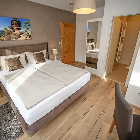 Hotel Landgasthaus & Zur Krone