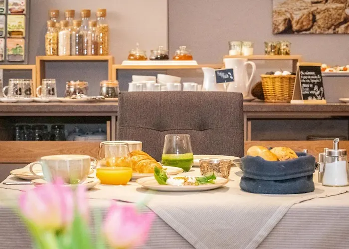 Landgasthaus & Zur Krone 3* داهن