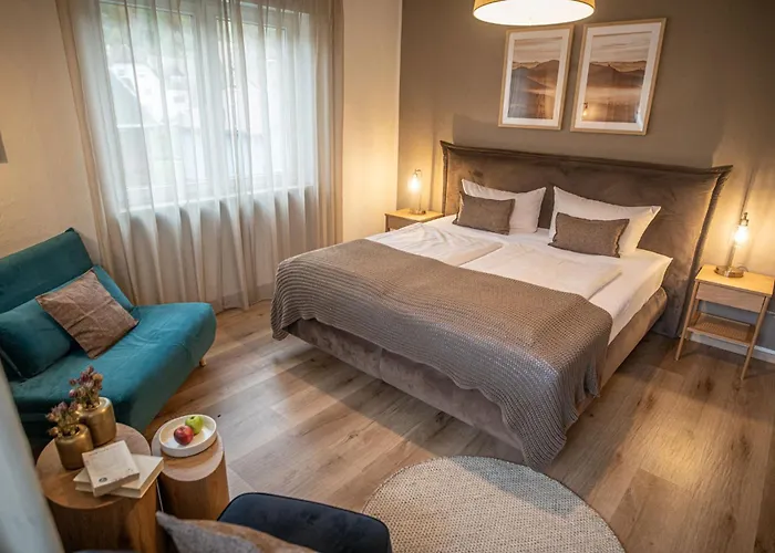 Hotell Landgasthaus & Zur Krone Dahn