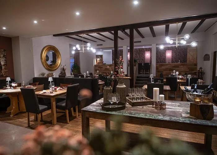 فندق Landgasthaus & Zur Krone 3*