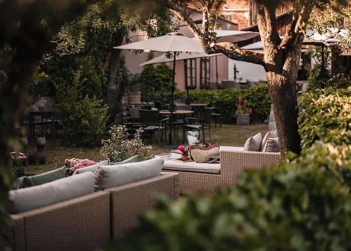 فندق Landgasthaus & Zur Krone 3*