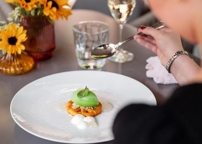 Landgasthaus & Zur Krone