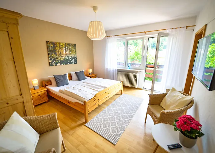 Landgasthaus & Zur Krone