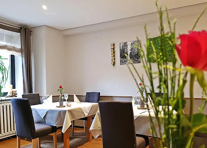 Landgasthaus & Zur Krone Dahn