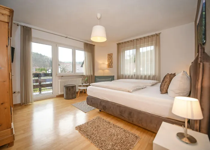 Landgasthaus & Zur Krone فندق 3*